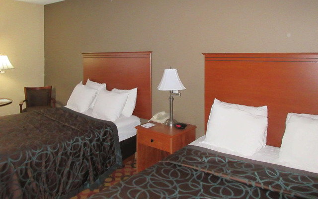 AmericInn by Wyndham Appleton Downtown