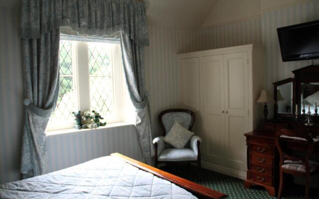 Rylstone Manor