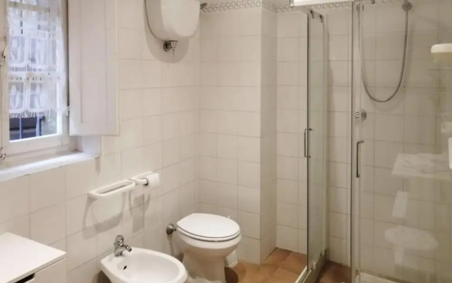 Charming House in Tuscany With Pool & Views