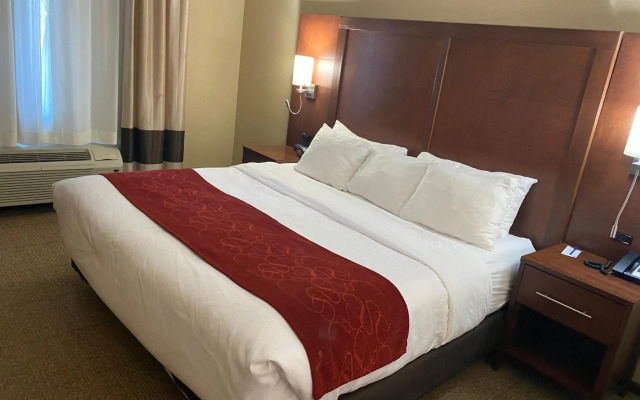 Comfort Suites West Omaha
