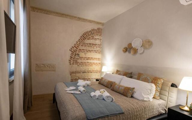 Verona Romana Apartments