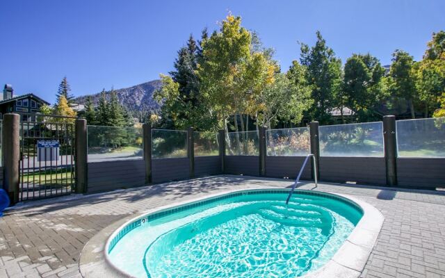 Snowcreek V #793 - 3 Br Condo