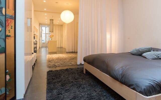 White Room Apartment