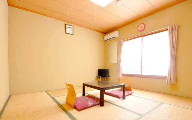 Kusatsu-Onsen Pension Mitomo