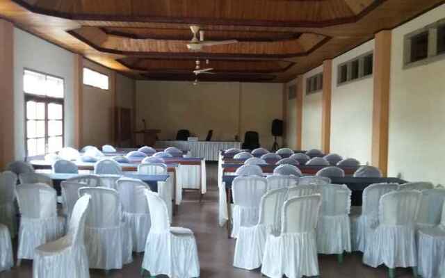 Hotel Ar Riyadh Kuala Tungkal