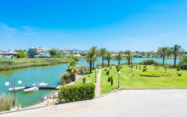 Eix Lagotel Holiday Resort