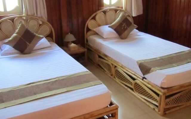 Les Bambous Luxury Hotel