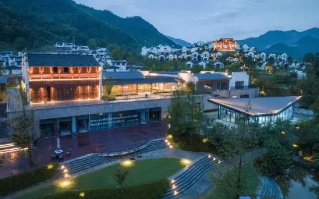 Hongcun Cunshang Yuxia Homestay