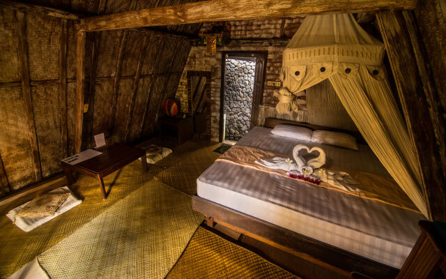 Santhiku Hotel, Villas, Yoga & SPA
