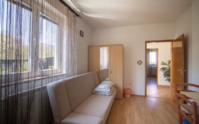 House Mirjana