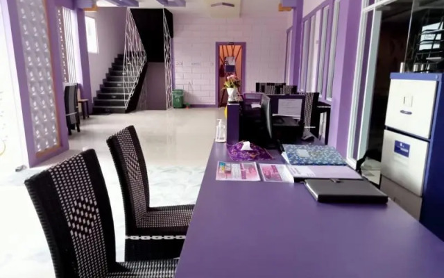 Ungu Hotel Garut by ZUZU