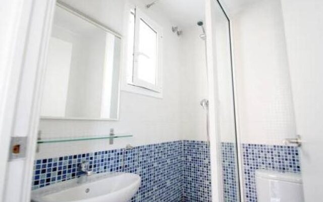 Habitat Apartments Beach Studio