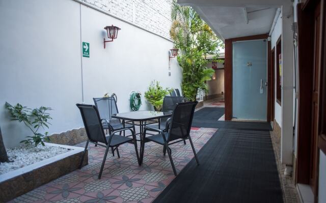 Apart Hotel Buen Retiro