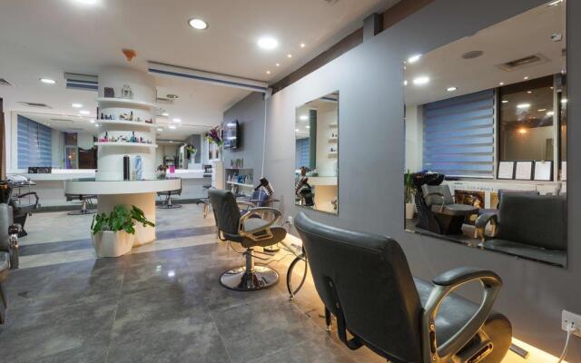Ayass Hotel