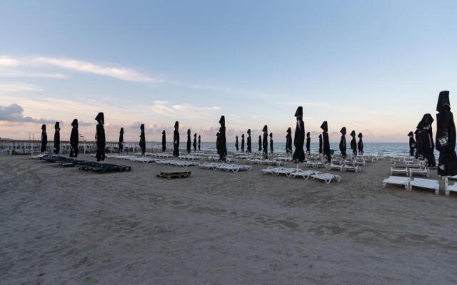 Oliver's Beach House