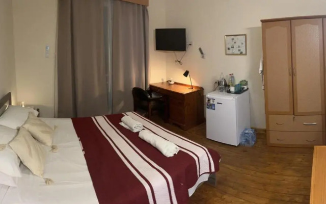 Xanthis Hostel Nicosia City Centre