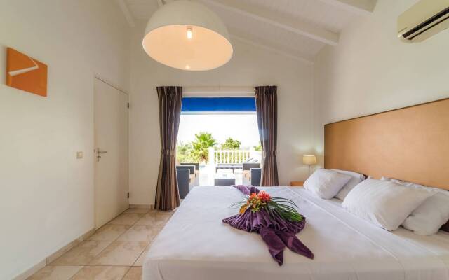 ✨ The Curacao Getaway - Coral Estate ✨