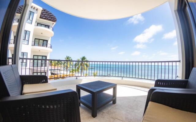 Diamante Beachfront Suites