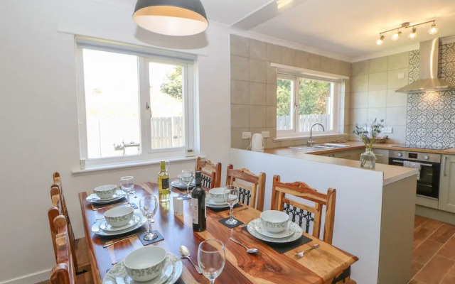 Bankwell Cottage