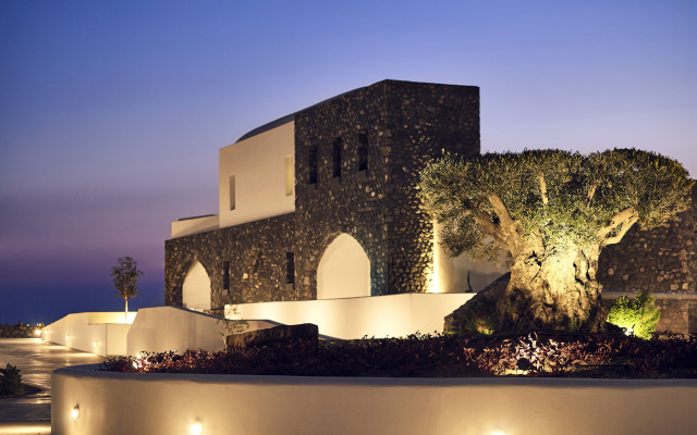 Santo Pure Oia Suites and Villas