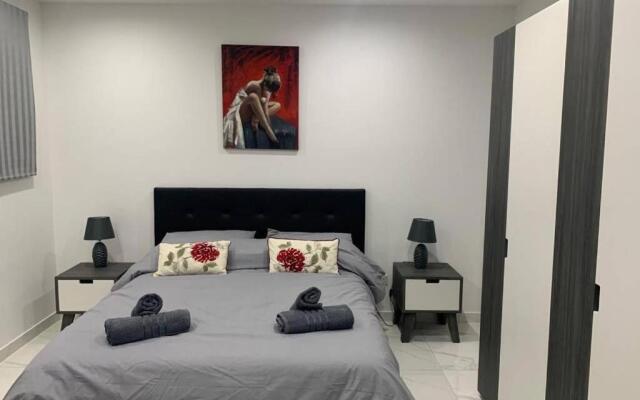 Willeg Retreats 7A . 1 Bedroom Luxury Flat . Stunning Views
