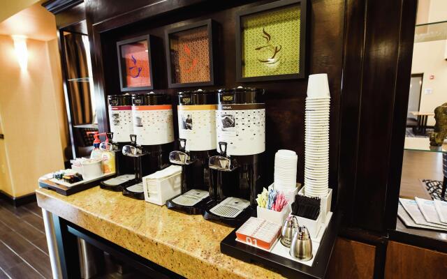 Hampton Inn and Suites Pine Bluff