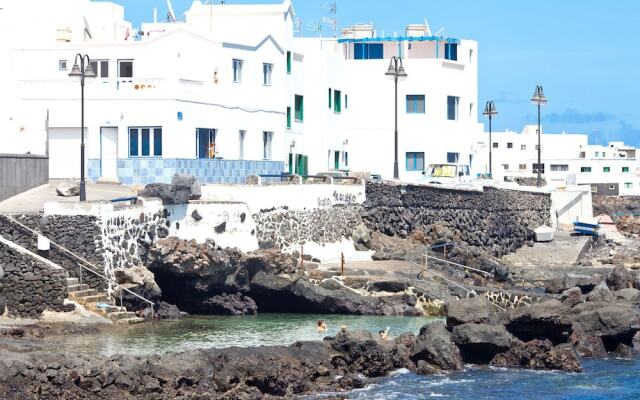 Cozy Holiday Home in Punta Mujeres With Terrace