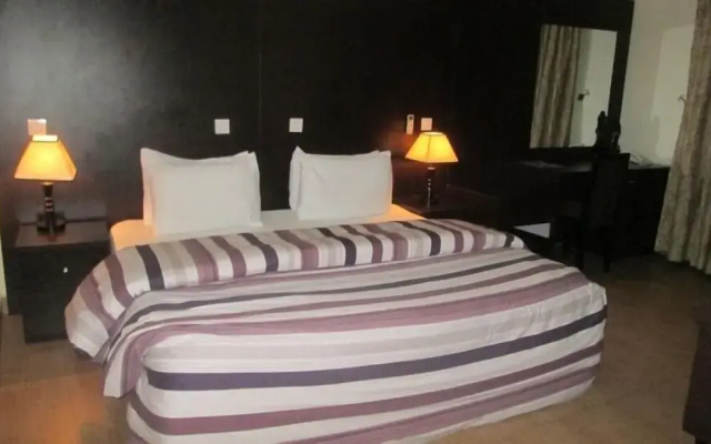 Idrinana Hotels