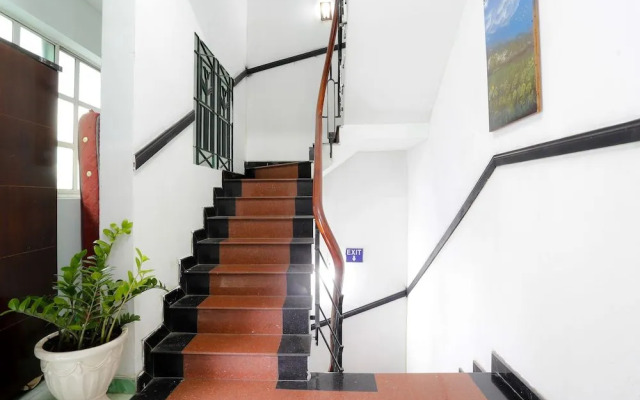 OYO 1140 Hong Luc Hotel