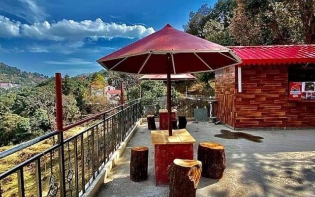 Goroomgo Kaafal Homestay Mussoorie