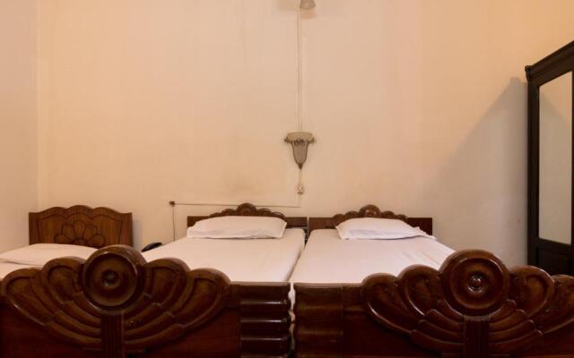 Bed and Breakfast at Colaba