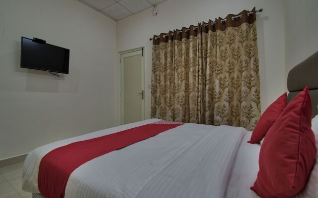 Oyo 7025 Hotel Lake View