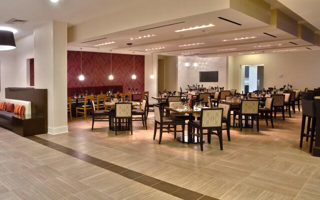 Holiday Inn Charlotte Airport by IHG
