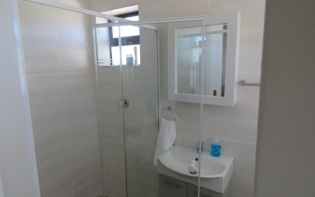 Steenbok House Self Catering Apartment