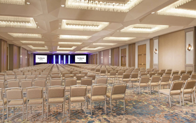 The Westin Dallas Park Central