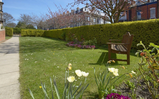 The New Southlands Hotel