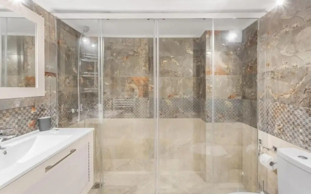 Afroditi Suite