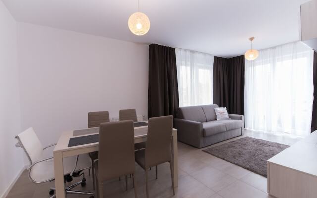 Thomas Apartments