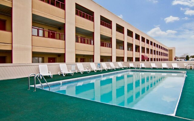 Americas Best Value Inn Neptune