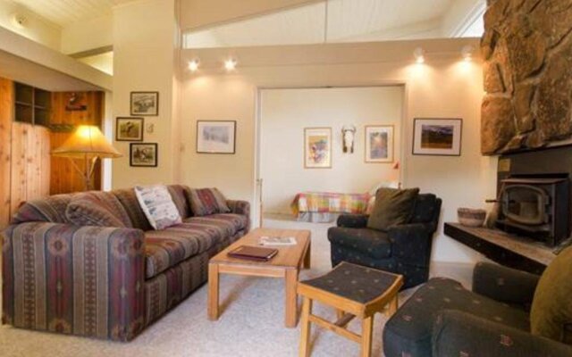 Storm Meadows Club C Condominiums