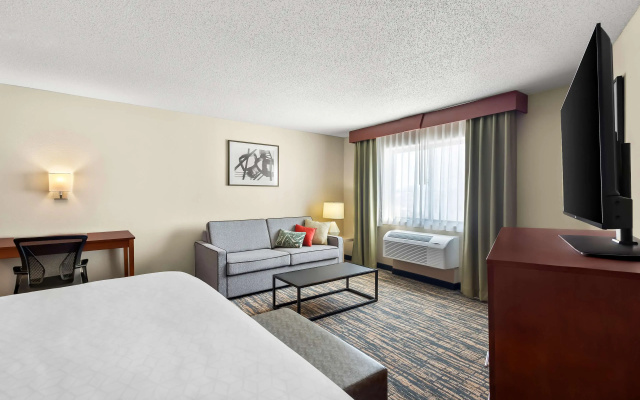 Best Western Fremont/Angola I-80/90 Toll Road
