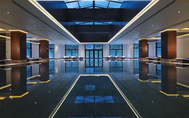 Hilton Linzhi Resort