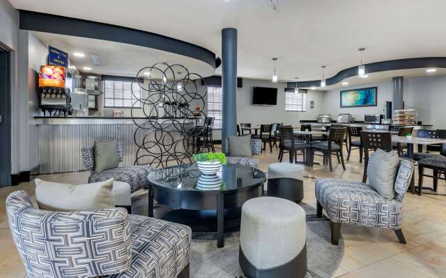 Best Western Plus Bradenton Gateway Hotel