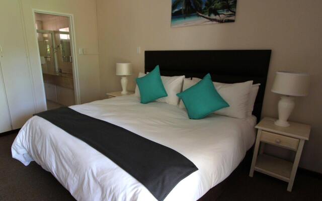 La Lucia Sands