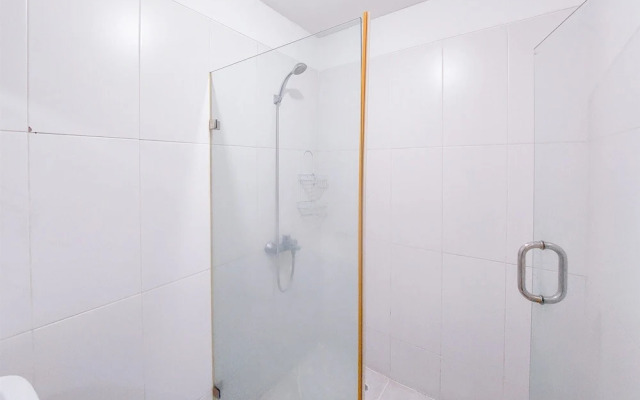 Best Place And Homey Studio Skylounge Tamansari Apartment