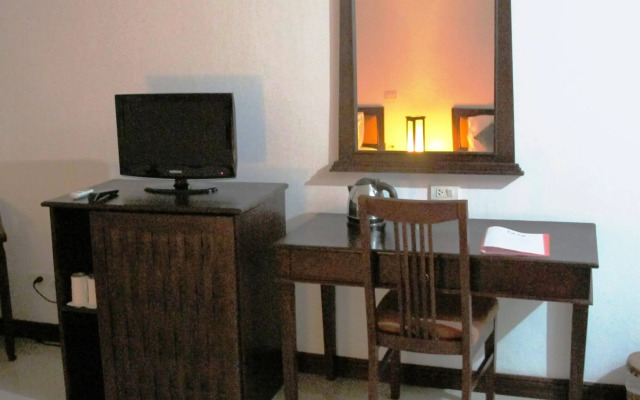AV Hotel