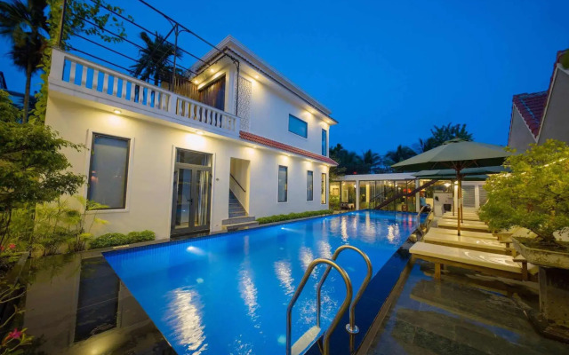 River Waves Villa