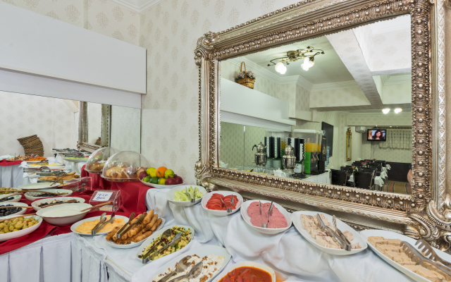 Le Safran Palace