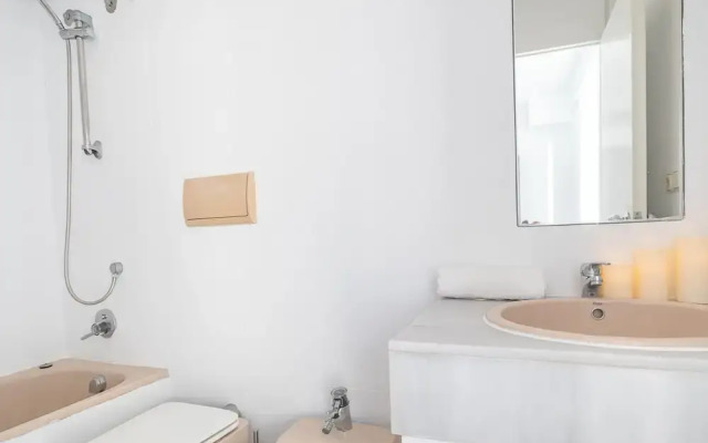 Marbella Pool House Ph77 on sea Shore