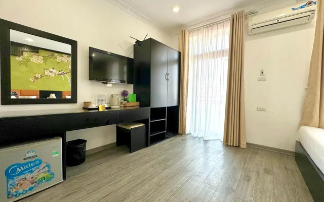 Hanoi Elpis Hotel